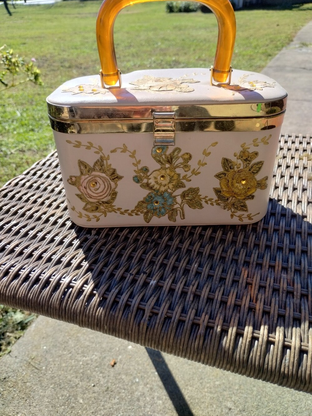 Lily - Bet Design Filbert Imports palm beach floral train case / purse VGE 50s